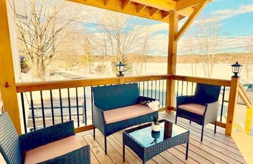 Nassau Cottage | Upstate Lake House Retreat- relax, recharge, enjoy