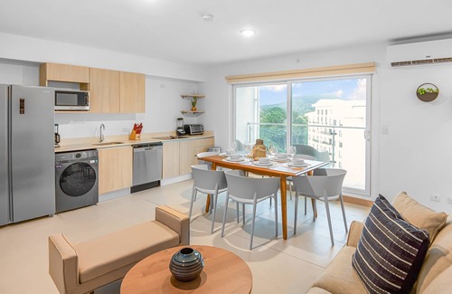 Barrio Santa Lucia Condo | Upstay New 3BR Condo w Breathtaking Mountain views