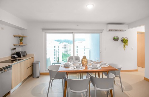 Barrio Santa Lucia Condo | Upstay New 3BR Condo w Breathtaking Mountain views