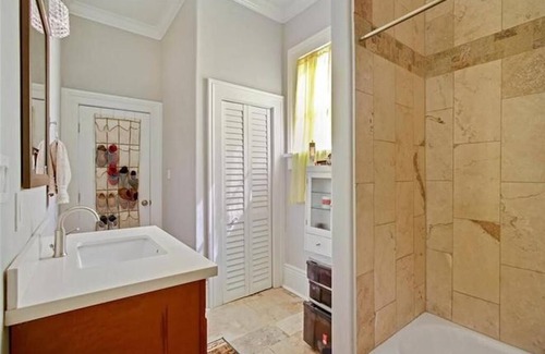 Irish Channel House | Uptown Home on Harmony Street, Ideal Irish Channel location, 4 bedrooms