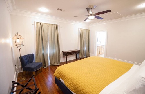 Irish Channel House | Uptown Home on Harmony Street, Ideal Irish Channel location, 4 bedrooms