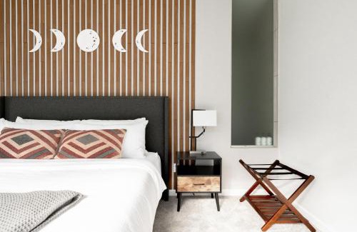 Ballpark House | Urban Oasis - Rooftop Delight - Peloton - RiNo