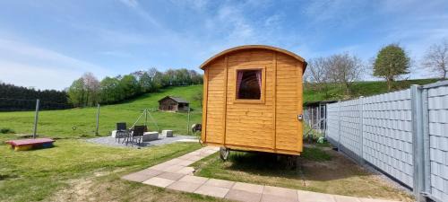 Kleinbreitenbach Other | Urlaub im Bauwagen