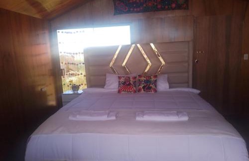 Puno Cabin | Uros encantos del titikaka lodge