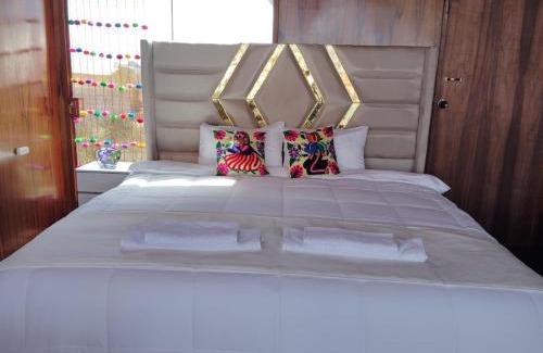 Puno Cabin | Uros encantos del titikaka lodge