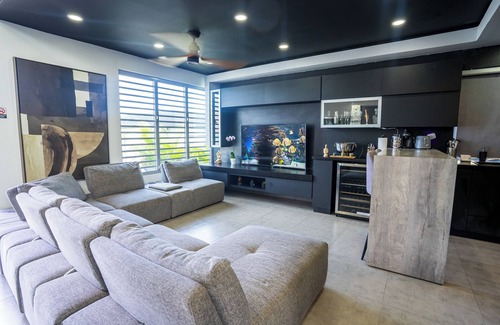 Hatillo Villa | Utopia Luxury Villa - Private Pool, Hydromassage Jacuzzi & Near Amazing Beaches