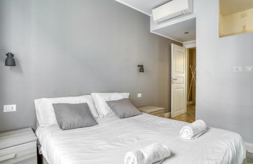 Loreto Apartment | V2 Apartments near Centrale
