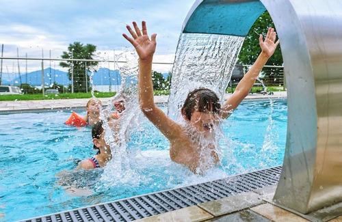 Chieming Apartment | Vacation apartment Kampenwand, 1-4pers., 2 sep. SZ, 1ST FLOOR + 2ND FLOOR