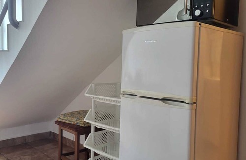 Balatonmariafurdo House | Vacation home with pool, wifi, playground for max. 11 people directly on the lake.