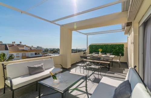Marbella Apartment | VACATION MARBELLA I Gran Ducado Sky Paradise Penthouse l Golden Mile l Walk to the Sea l Fastest WiFi