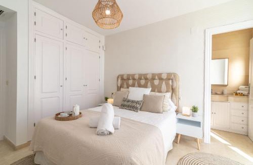 Marbella Apartment | VACATION MARBELLA I Gran Ducado Sky Paradise Penthouse l Golden Mile l Walk to the Sea l Fastest WiFi