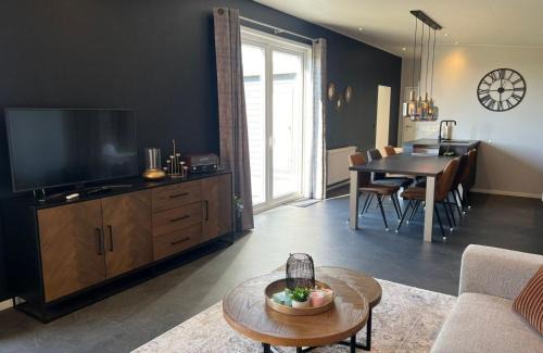 Scherpenisse Ski Chalet | Vakantiepark de Zeeuwse Parel - De Zeester