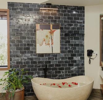 An Tay Apartment | Valley De Mango Hue