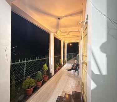 Pauri Resort | Valley vibes by bahugunas den