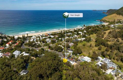 Blueys Beach Apartment | Van Gogh - Location Location Location
