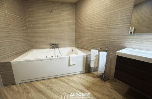 Seixas Apartment | Varanda do Cais BY ALPONTE