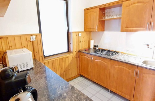 Balatonmariafurdo House | Varga Gardens I., vacation home near the beach with air conditioning and WLAN