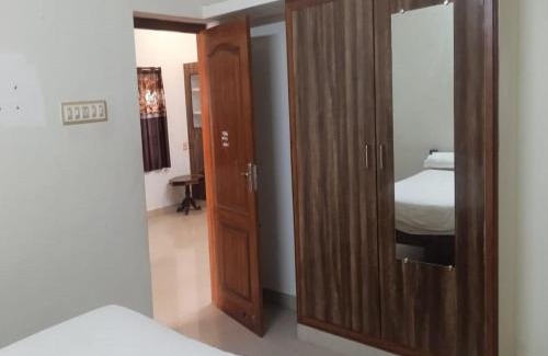Marie Oulgaret Hotel | Vasantharaja Villa Arumparthapuram