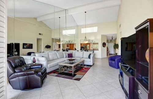 Palm Desert House | VB887 - Desert Vacay - Meredith Lodging