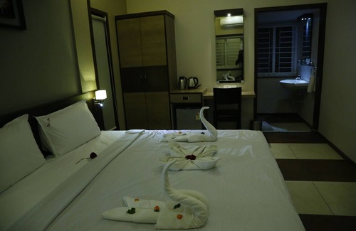 Thanjavur Hotel | VEDHASSTAY