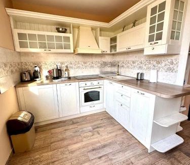 Odesos Apartment | VeliNice by RV Apartments