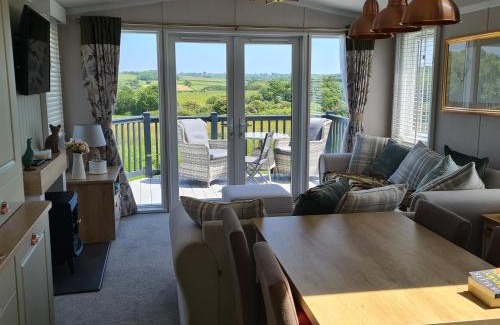 Cowes House | Vendee Lodge