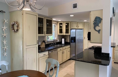 Venetian Shores House | Venetian Shores 20K boat lift 28 day Minimum, .