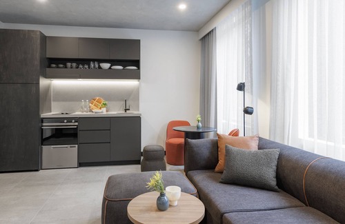 Melbourne Central Business District Hotel | Veriu Queen Victoria Market
