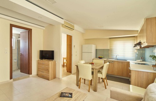 Daratsos Apartment | Veronica Hotel