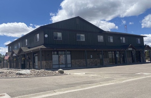 Big Piney Apartment | Very Nice 2 bedroom, 2 bath apartment. One block from downtown Big Piney, WY