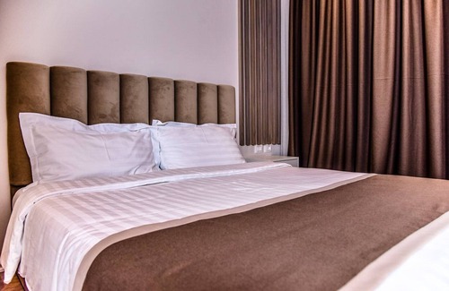 Tirana Hotel | VH Broad Way Tirana Center Hotel