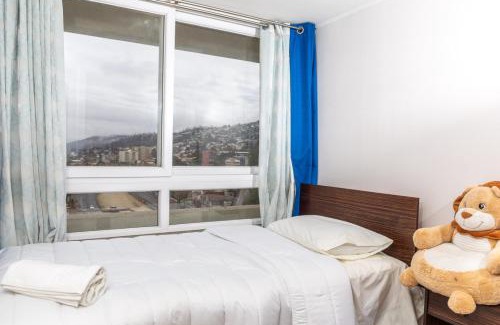 Vina del Mar Apartment | Viña Retreat - 2BR W/Pool, Wifi & Parking