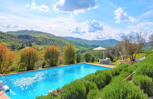 San Giovanni del Pantano House | Villa in Umbria with Private Pool and Valley Views