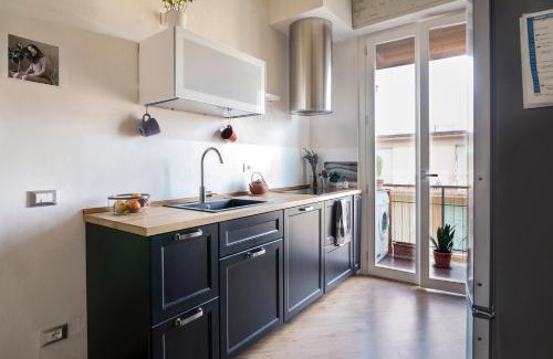 Scandicci Apartment | Via Pai Home Accogliente bilocale a due passi da Firenze Wi-Fi veloce & parcheggio gratuito
