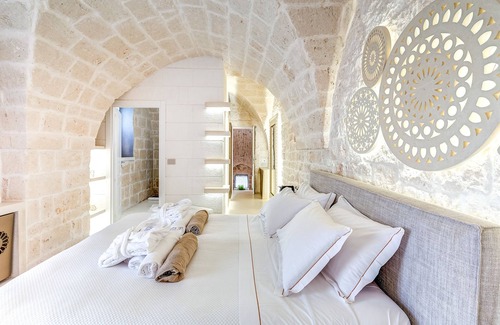 Ostuni House | Vico Bianco Raro Rooms Collections