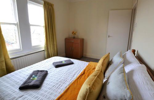 Herne Bay Apartment | Victoria Bay - Whole Apt - 2 Bed - WiFi - Beach - Harbour - Herne Bay