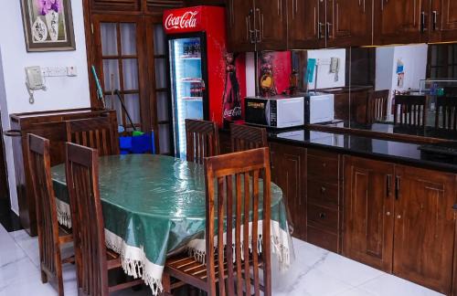 Wellawatta North Hotel | VictoriaPalace