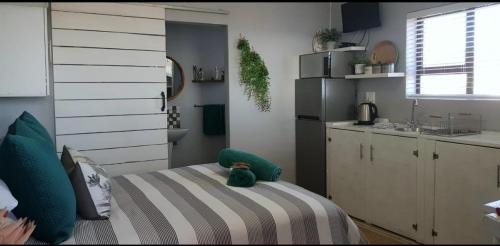 St. Helena Bay Apartment | View on the Bay 7 Pinta Crescent