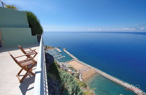 Calheta Cottage | VIEWPOINT HOUSE