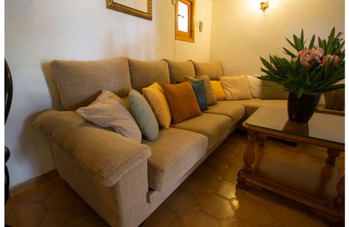 Sant Rafael de Sa Creu Villa | Villa Nieves is a beautiful villa set in a rural location yet it is still only a 5 minute drive from San Antonio and San Rafael