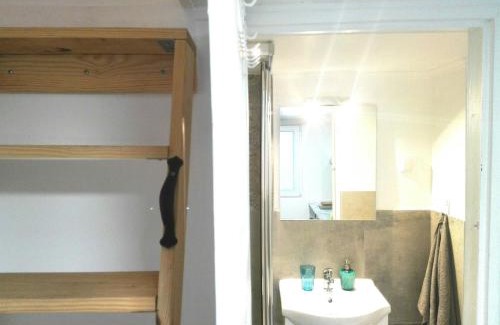 Mouraria Apartment | Vila das Olarias - MINI STUDIOS