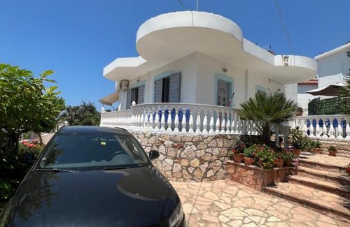 Ksamil Apartment | Vila Leo