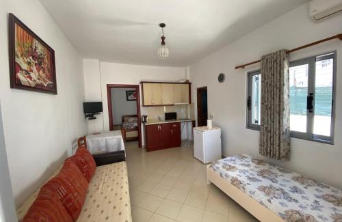 Ksamil Apartment | Vila Leo