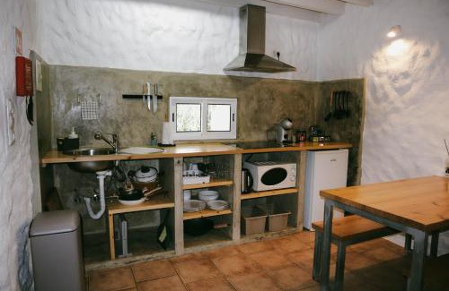 Bretanha Apartment | Vila Pilar Vulcão - Rural Cottage in the Countryside of São Miguel