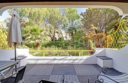 Cavacos Apartment | Vilamoura Stylish with Pool by Homing