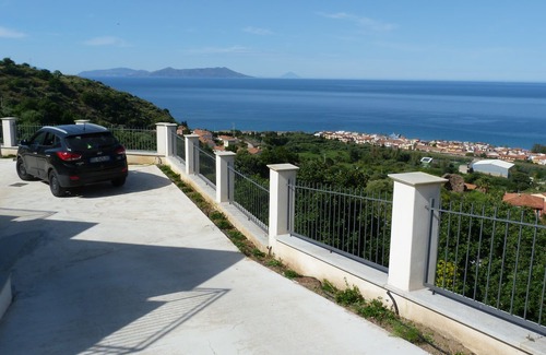 Gioiosa Marea House | Villa 1,5km From the Sea with a fantastic view