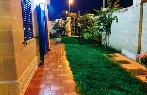 Torre Chianca House | VILLA 4 POSTI LETTO 100 METRI DAL MARE