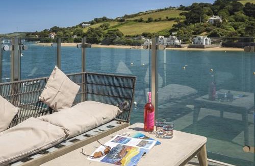 Salcombe House | Villa 8, Estura
