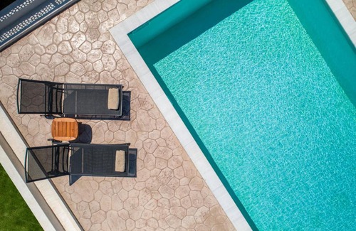 Neromilos Villa | Villa Abelia relax in our Private Salt Water Pool