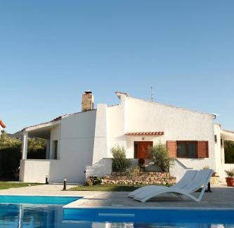 Kefalos House | Villa Aelia Kefalos-Private & Spacious with Pool